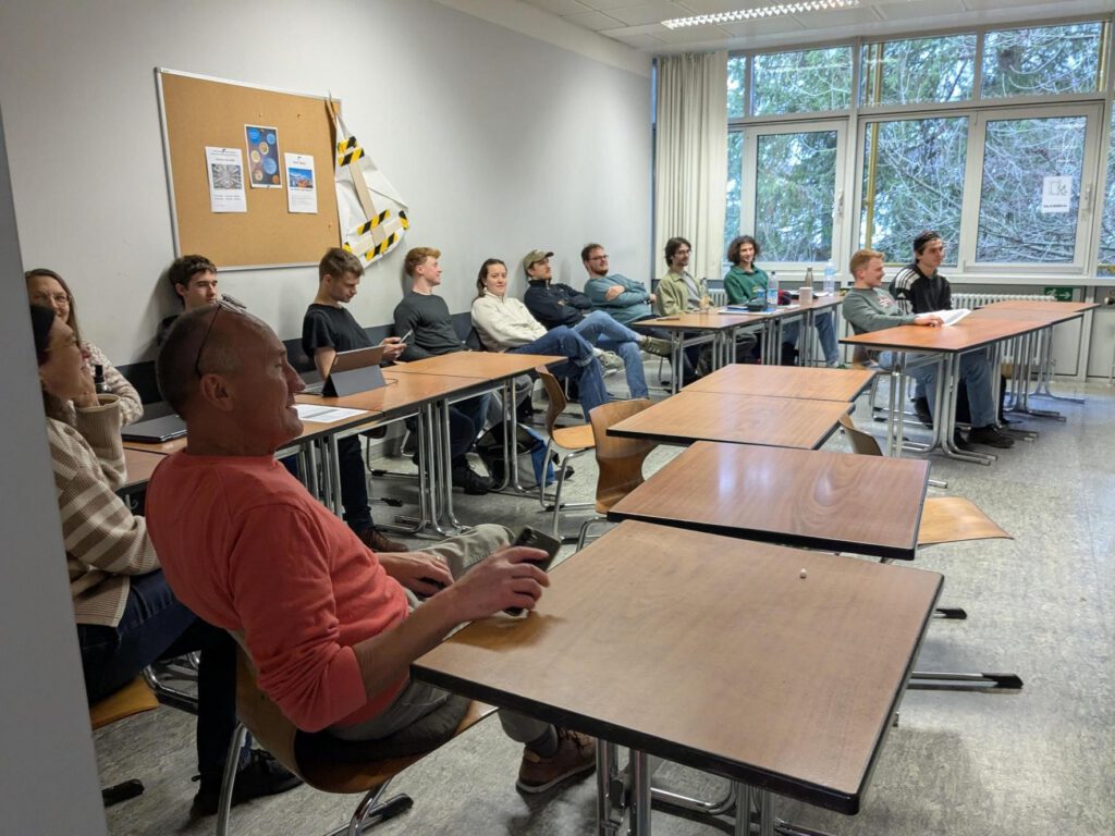 Weihnachtliches Karaoke der Wahlpflichtfächer