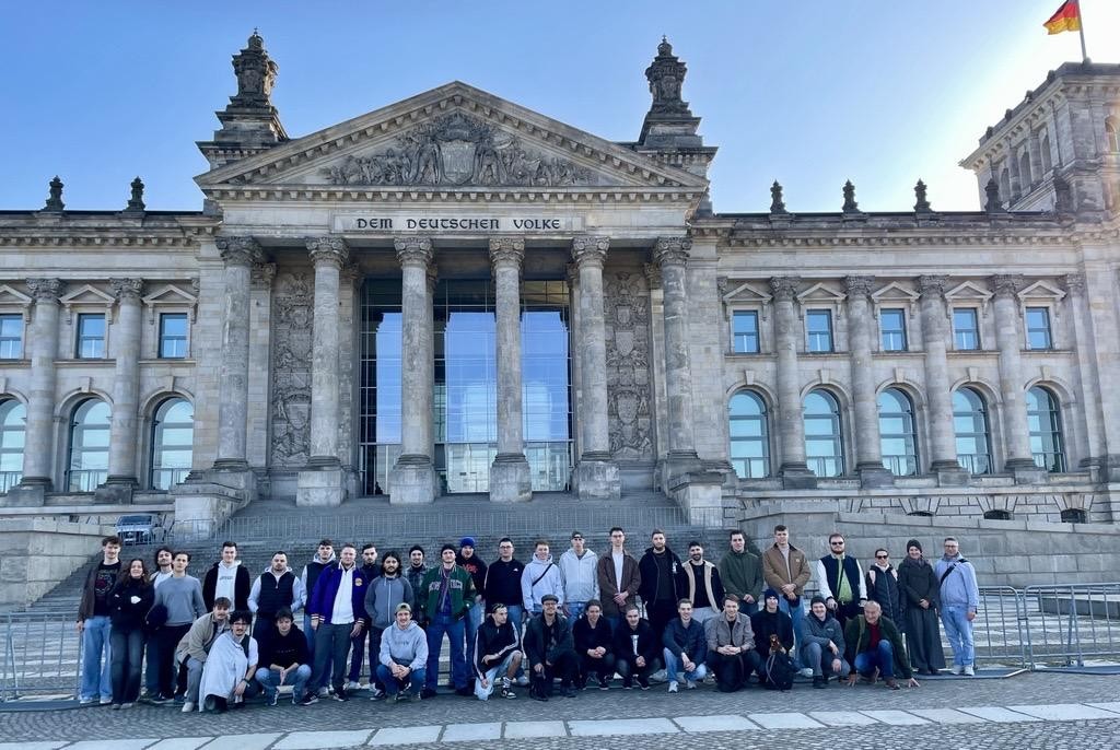 Die BOS Technik Augsburg in Berlin